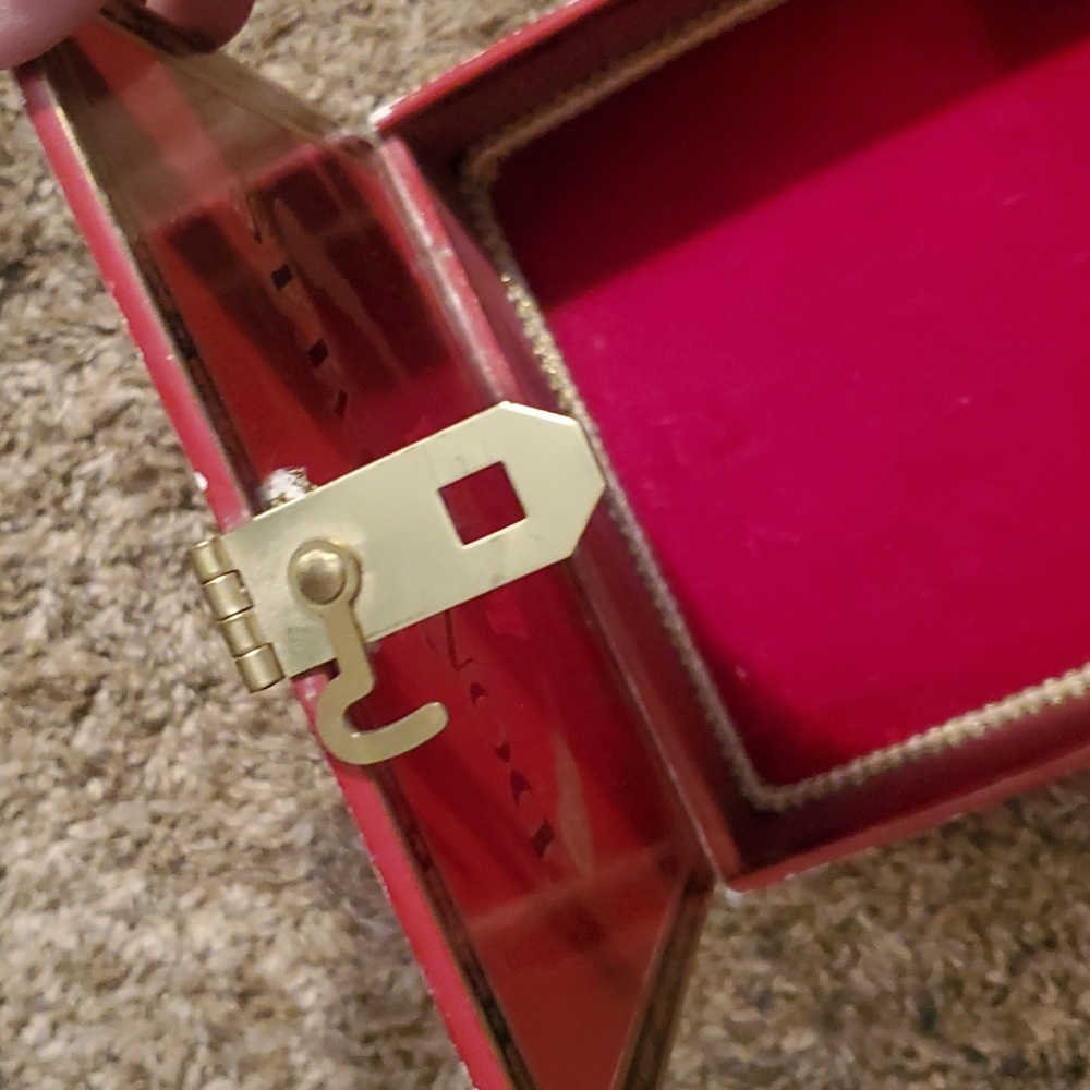 Purse - Picture 6 of 7